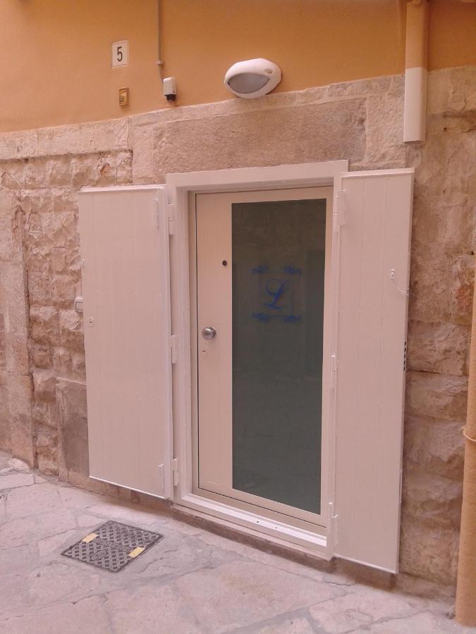 Lilla B&B Luxury Apartments Molfetta Bagian luar foto